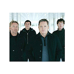 New Order презентовали новую песню