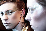 La Roux разделились на две части - Вокалистка британского синти-поп проекта La Roux Элли Джексон раскрыла интересную деталь, доныне не &hellip;