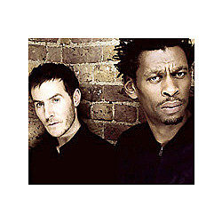 Massive Attack перепели &#039;Гражданскую Оборону&#039;