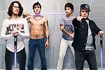 Fall Out Boy возвращаются на сцену - Американская рок-группа объявила об окончании пятилетнего перерыва и выходе новой пластинки. &hellip;