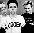 Green Day записали песню-посвящение Эми Уайнхаус - Панк-рокеры Green Day написали песню-посвящение британской соул-певице Эми Уайнхаус, скончавшейся в &hellip;