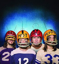 Red Hot Chili Peppers спели на крыше
