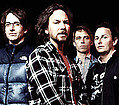Pearl Jam ударят &#039;Молнией&#039; - Ветераны альт-сцены Pearl Jam экранизировали новую песню &laquo;Mind Your Manners&raquo &hellip;