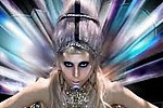 Lady Gaga снова на вершине британского чарта - Пока Lady Gaga собирает деньги для Японии и отвечает на судебные иски, её вторая пластинка &quot;Born &hellip;