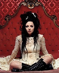 Evanescence выпускают альбом пятилетней выдержки