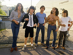 AC/DC отметит 40-летие новой пластинкой
