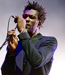 Massive Attack пустят новый альбом на благотворительность