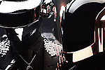 Daft Punk стали героями церемонии Грэмми - Французские электронщики Daft Punk и новозеландская автор-исполнительница Лорд (Lorde) стали &hellip;